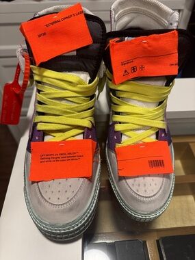 Authentic Off-White Off-Court 3.0 High 'White Fuchsia' size 39